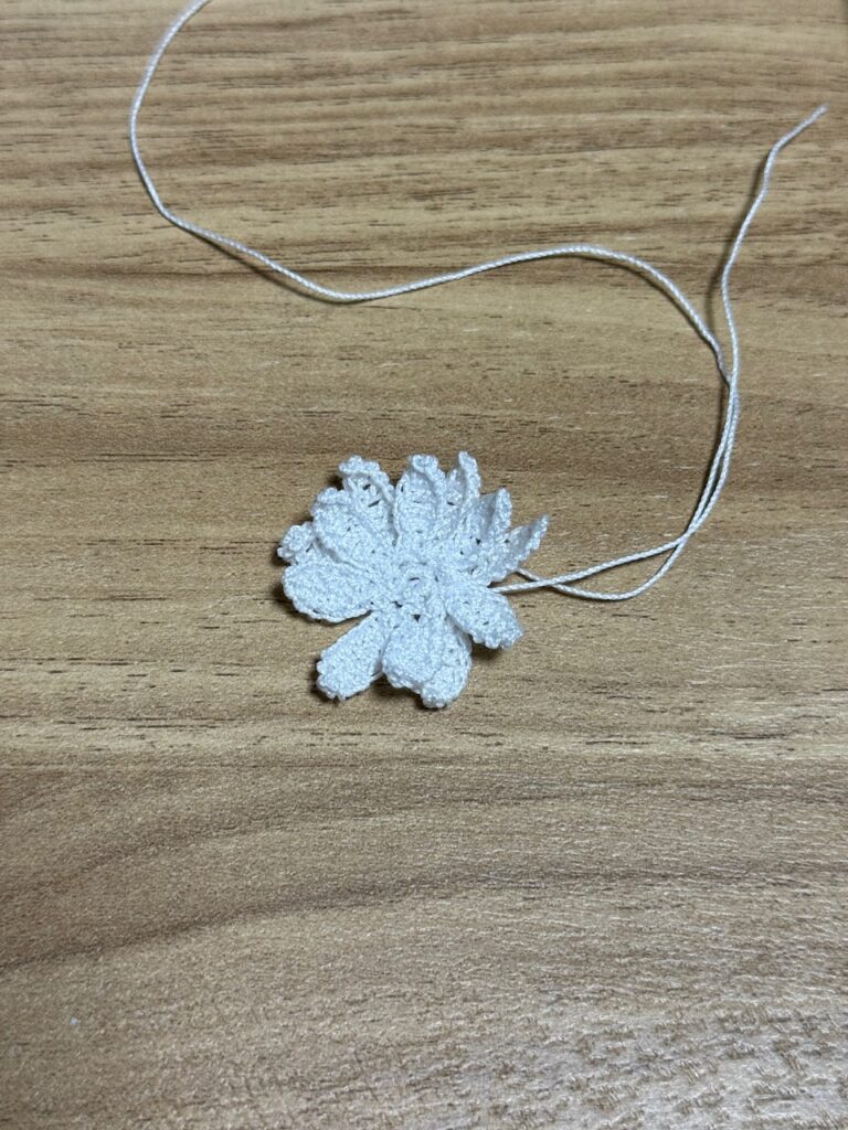 雪割一華を編む練習